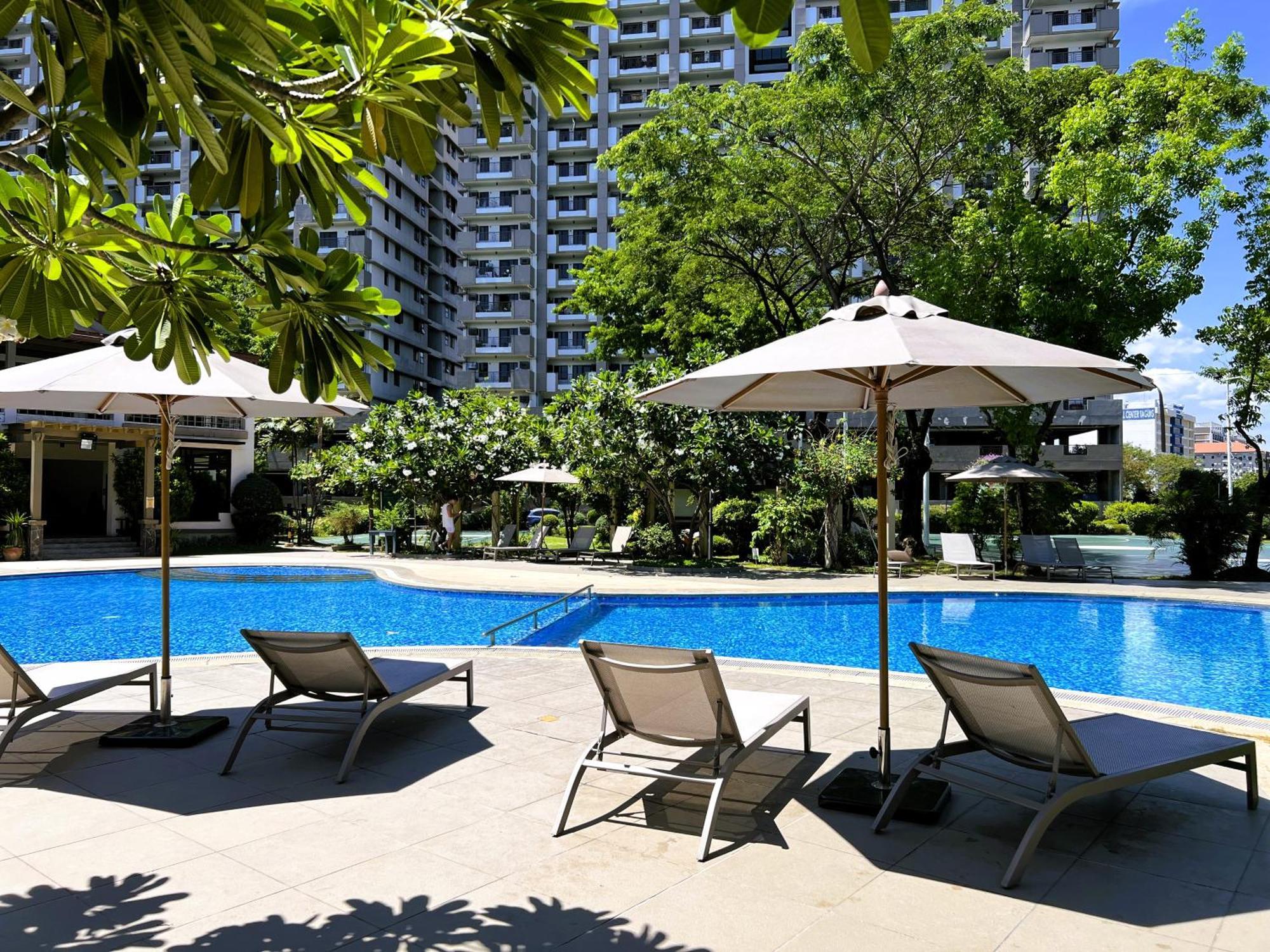 Stunning 2Br Apt, 65 Sq M Netflix At Rosewood Pointe Residences Near Bgc Манила Экстерьер фото
